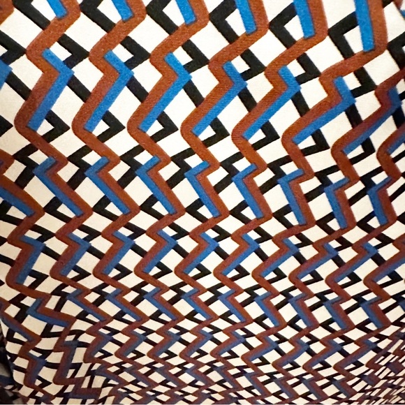 Zara Women’s Geometric Print Tie Neck Button Back Blouse Long Sleeve Office Date - Picture 3 of 9